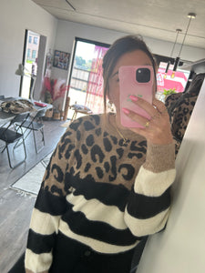 LEOPARD SWEATER