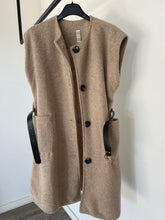 Afbeelding in Gallery-weergave laden, Cardigan with belt