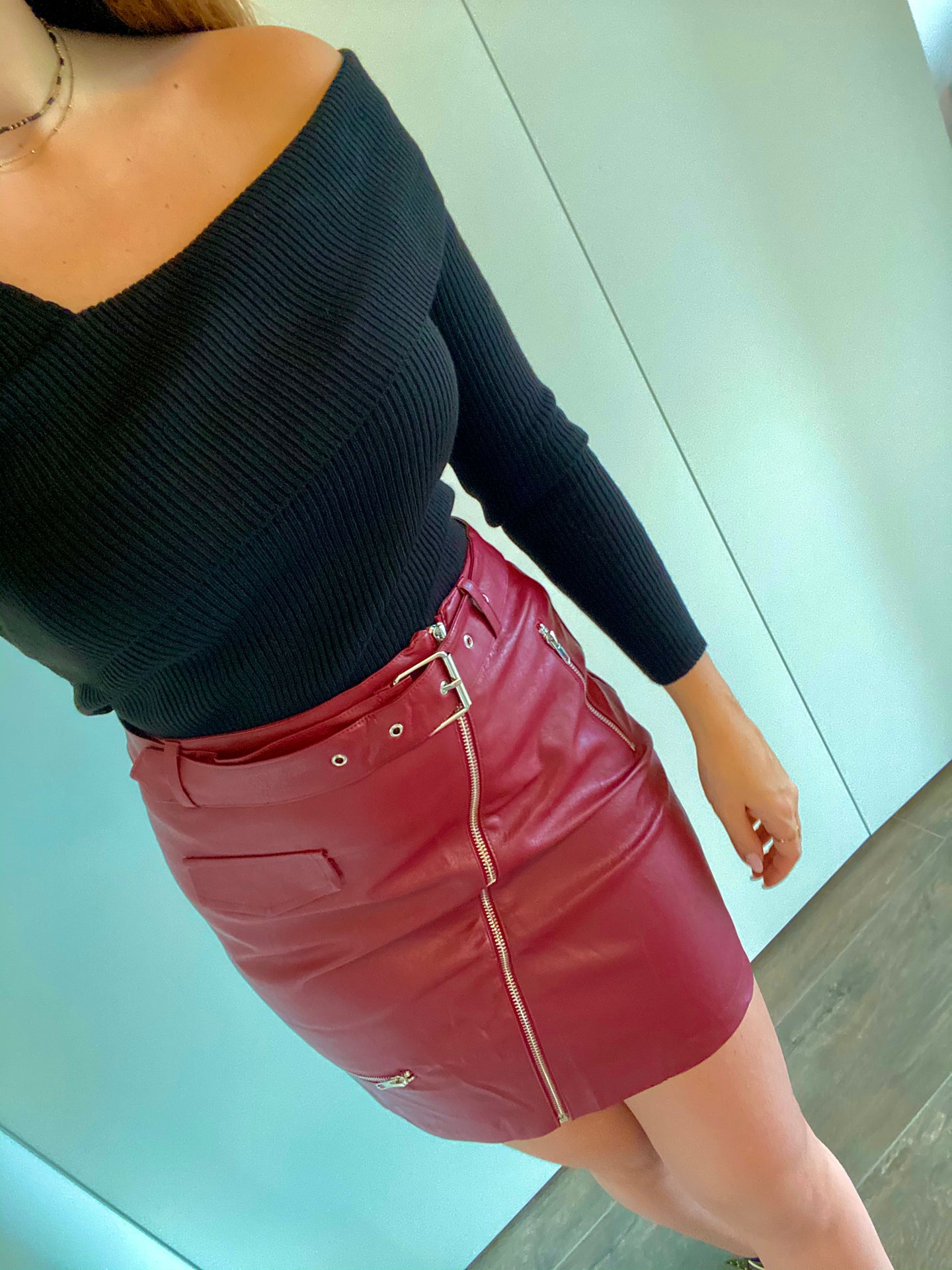 LEATHER RED SKIRT